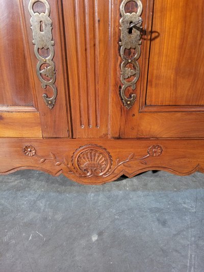Credenza bassa Luigi XV in ciliegio