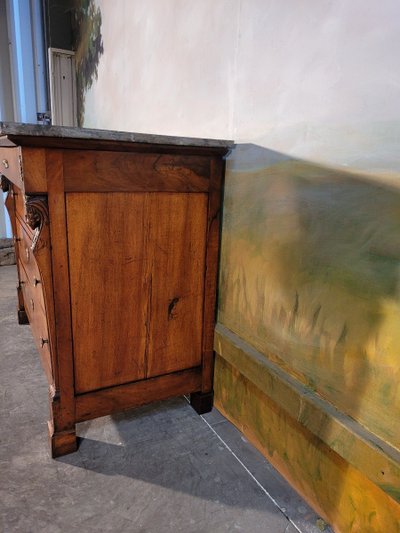 Commode époque Restauration En Noyer