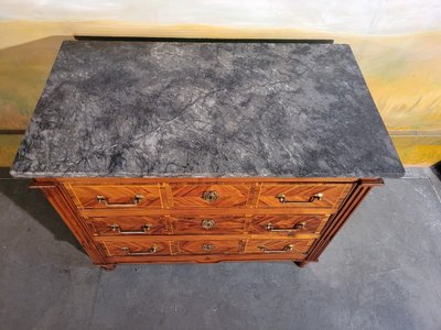 Petite Commode époque Louis XVI En Marqueterie