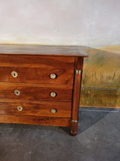 Petite commode Empire En Noyer Massif
