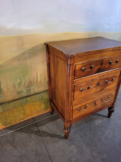 Petite Commode époque Louis XVI En Merisier