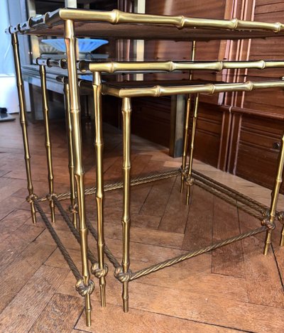 Maison BAGUES   Tables Gigogne En laiton Doré à Décor De Bambous et de cordes, plateaux Miroir