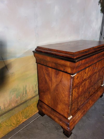 Commode époque Louis Philippe En Noyer