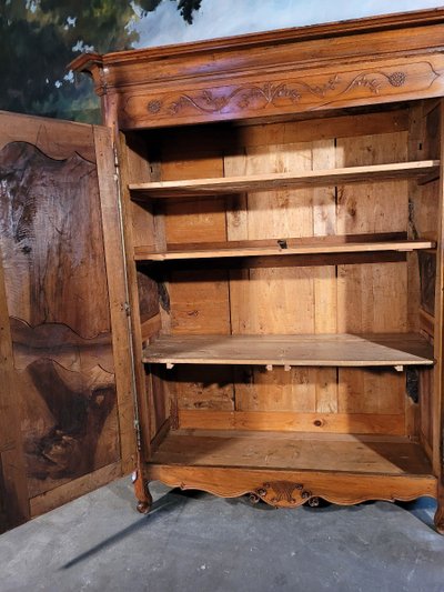 Kleiner Schrank Louis XV Aus Nussbaum
