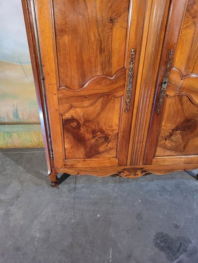 Kleiner Schrank Louis XV Aus Nussbaum