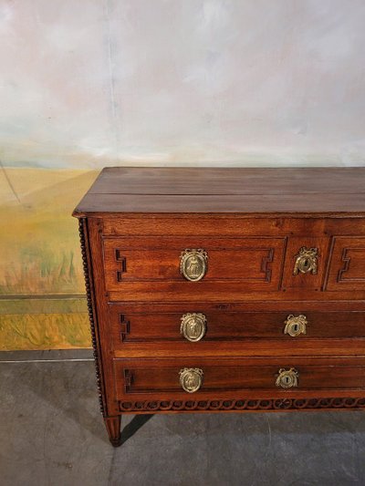 Commode époque Louis XVI En Chêne