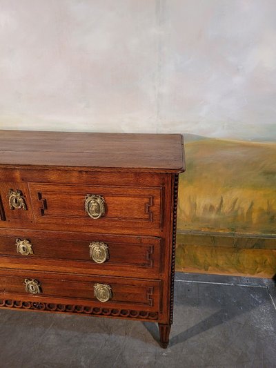Commode époque Louis XVI En Chêne