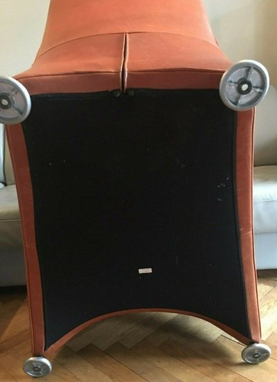 VAN DEN BERG & MONTIS Fauteuil Loge, Lounge Chair Vintage En Cuir Patiné