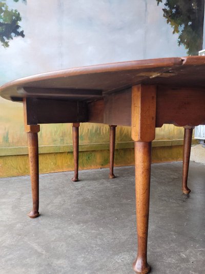Large 19th Century Oak Oval Table
