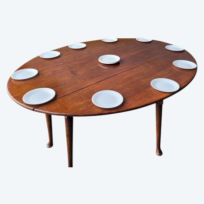 Large 19th Century Oak Oval Table