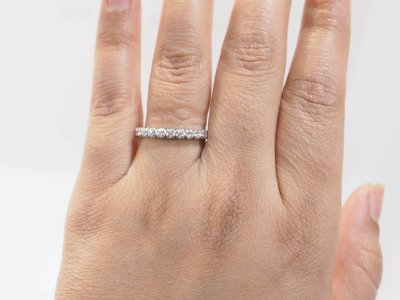 Alliance américaine en or blanc et diamants 1ct 