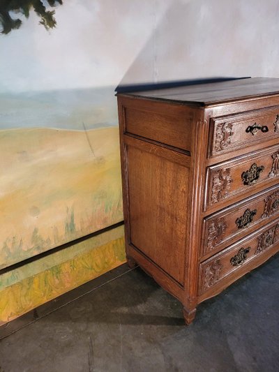 Commode Sculptée En Chêne époque XIX ème Siècle