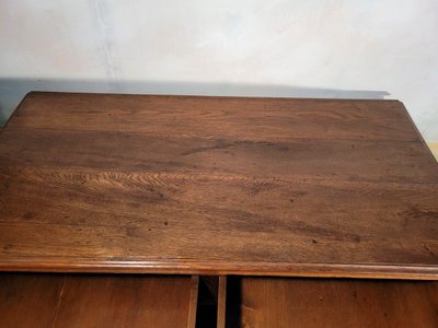 Commode Sculptée En Chêne époque XIX ème Siècle