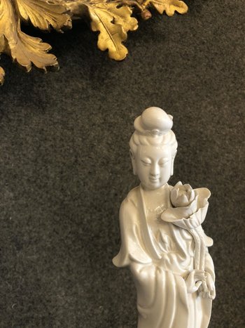 Guanyin Aus Porzellan. China, Ende des 19. Jahrhunderts