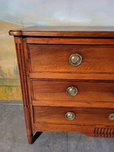 Commode époque Louis XVI En Noyer