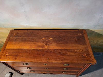 Commode époque Louis XVI En Noyer