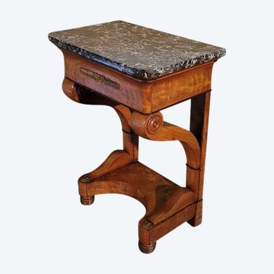 Piccola consolle d'epoca in noce, stile restauro