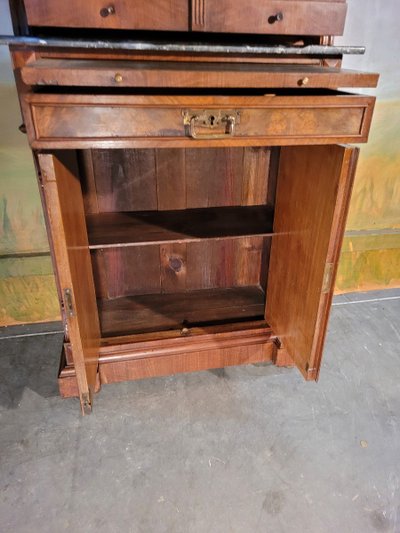 Zahnarztschrank, 19. Jahrhundert