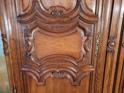 Geschnitzter Eichenschrank aus der Zeit Ludwigs XIV.