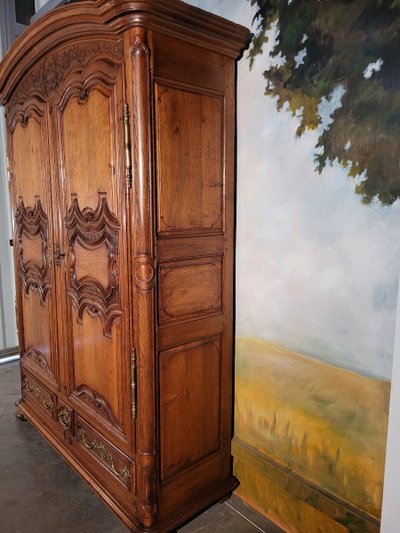 Geschnitzter Eichenschrank aus der Zeit Ludwigs XIV.