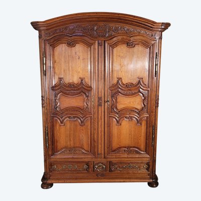 Geschnitzter Eichenschrank aus der Zeit Ludwigs XIV.