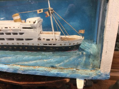 Small liner diorama