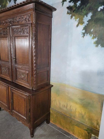 Credenza piccola Normandy a due corpi in rovere