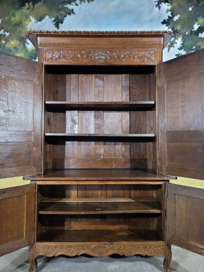 Credenza piccola Normandy a due corpi in rovere