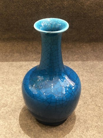 Piccolo vaso blu con crepe, 20° secolo