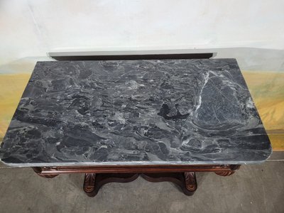 Consolle in mogano del periodo di restauro