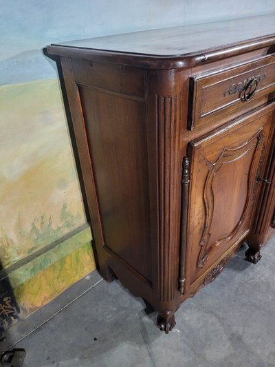 Credenza in ciliegio in stile Luigi XV del XIX secolo