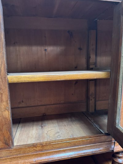 Grand buffet ancien du 19 eme 
