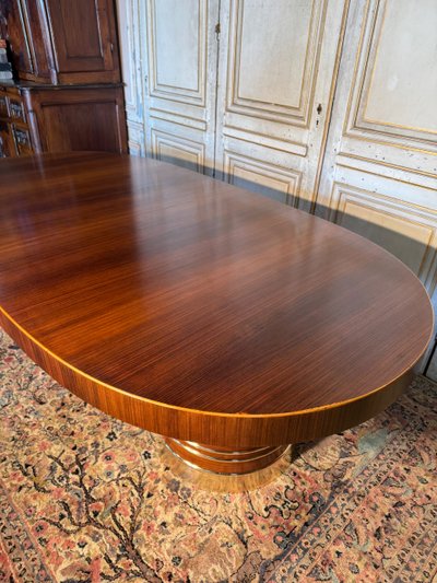Large 1930-1940 Art Deco dining table in Rio rosewood
