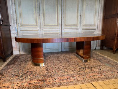Large 1930-1940 Art Deco dining table in Rio rosewood