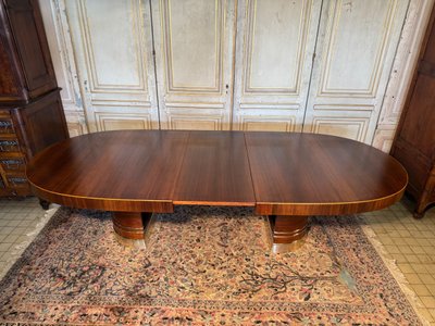 Large 1930-1940 Art Deco dining table in Rio rosewood