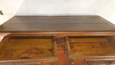 Buffet Briard, Louis XV High Oak Buffet