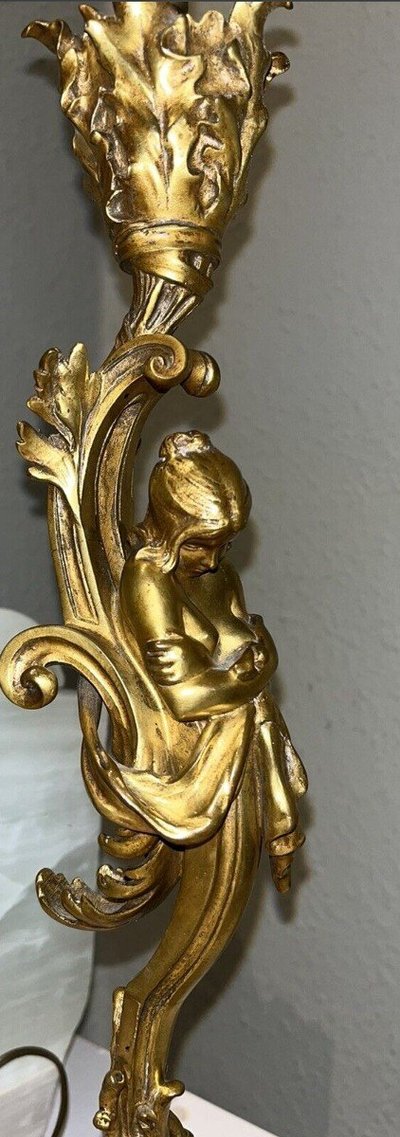 FERVILLE SUAN (1847-1925) Lampe En Bronze Doré Art Nouveau Signée