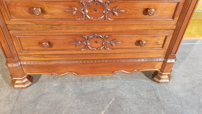 Petite Commode Louis Philippe En Noyer Massif