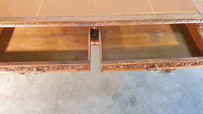 Bureau Style Louis XIII En Chêne