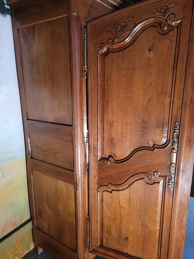 Armadio in stile Luigi XV, XIX secolo