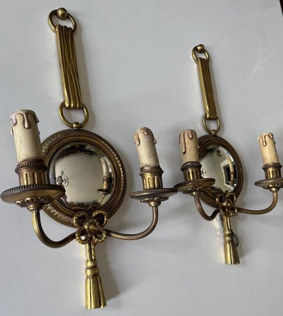 PETITOT Henri  (1914-1938)  Paire D’applique Miroirs Sorcière En Bronze Doré.  Signées