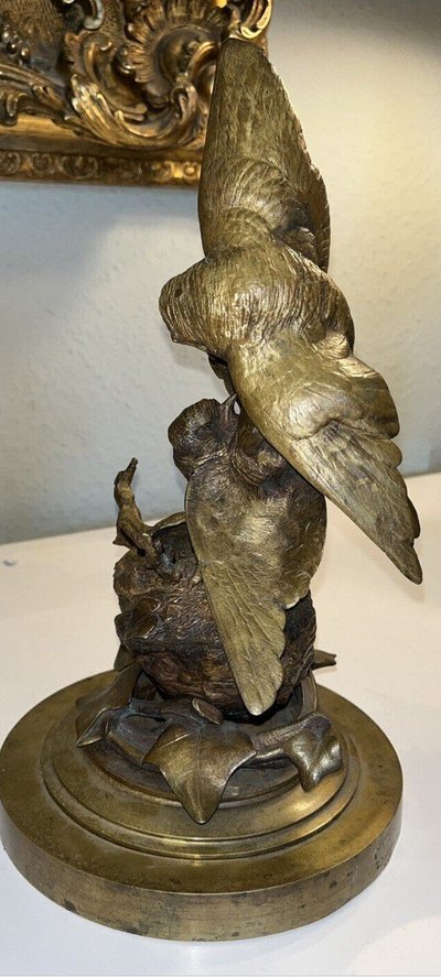 CAIN Auguste (1821-1894) Groupe En Bronze Doré " Combat d'Oiseaux" Signé
