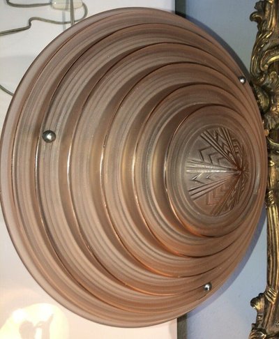LELEU Georges Art Deco Lampe aus versilbertem Metall und satiniertem Glas mit Stufen-Dekor Signiert