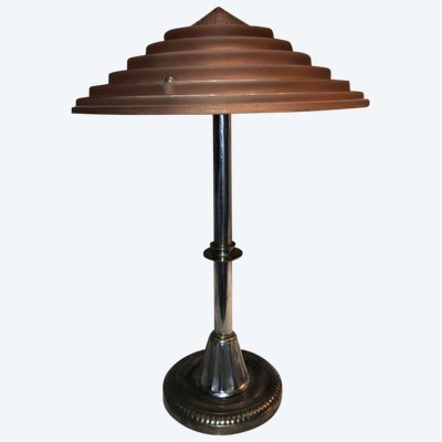 LELEU Georges Art Deco Lampe aus versilbertem Metall und satiniertem Glas mit Stufen-Dekor Signiert