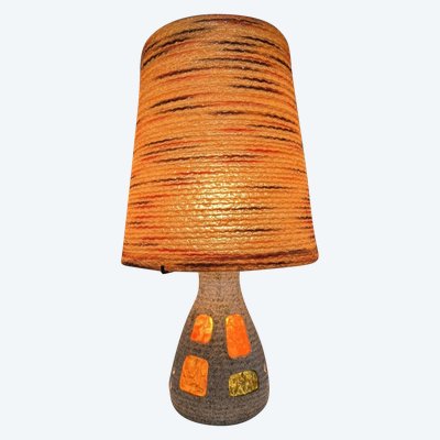 ACCOLAY Lampada in resina con cavo e base in ceramica illuminata. Vintage