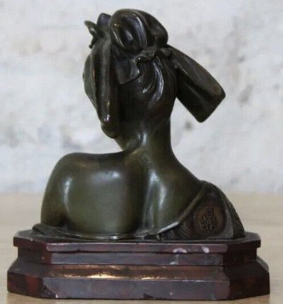 Gustavo OBIOLS Delgado (1858-1910) l'Alsacienne Bronze with Green Patina About 1900