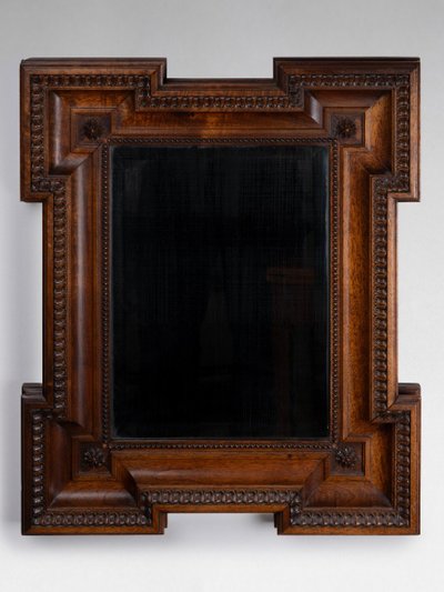 Miroir En Noyer Sculpté De Rais De Cœurs, 19e Siècle