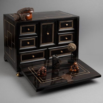 Small Travel Cabinet in Rosewood Veneer, 17th Century