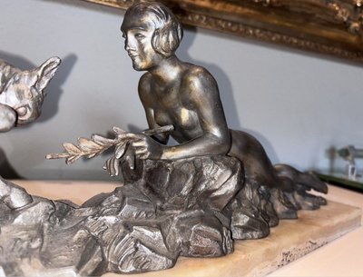 LIMOUSIN Jacques Importante regolatore d'argento Art Déco - La giovane donna e la capra Firmato
