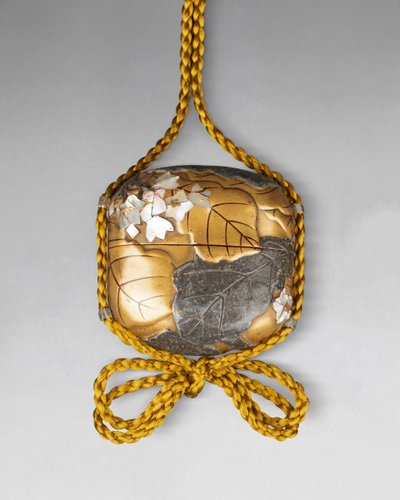 Inro - Rare Small Model In Gold Lacquer Urushi, Koetsu, Rimpa, Kôrin. Japan Edo
